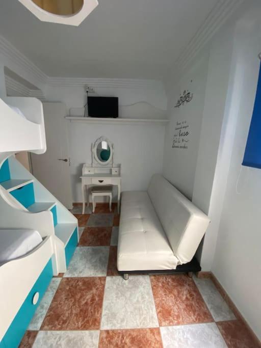 Apartamento Silda Torre Del Mar Zewnętrze zdjęcie